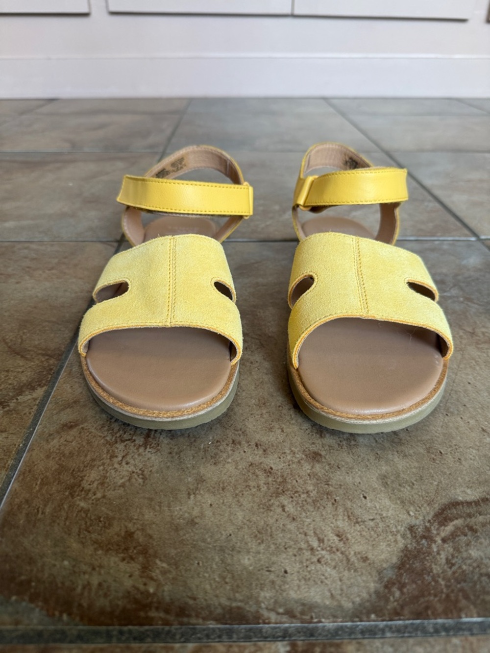 Sorel Yellow Open-Toe Sandals with Adjustable Strap (9.5)